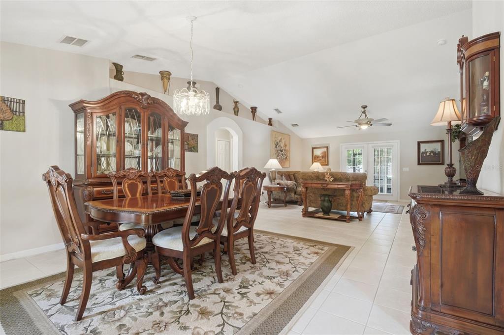 812 Benton Lake Drive South DeLand, FL 32724 - Photo 11 of 56 Gallery Image 11