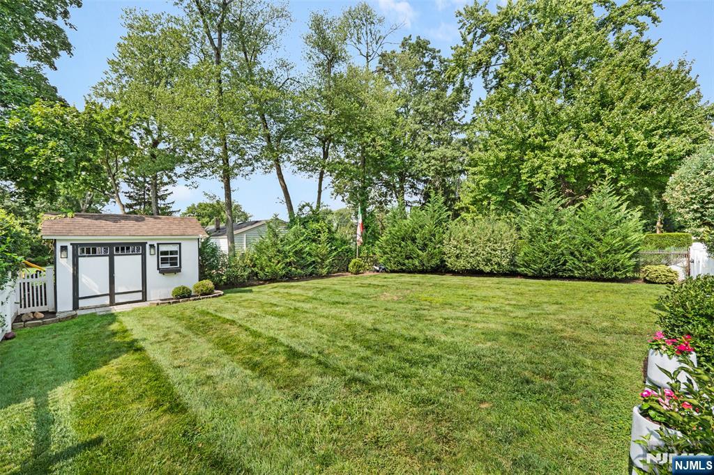 33 Beverly Road West Caldwell, NJ 07006 - Photo 30 of 37 Gallery Image 30