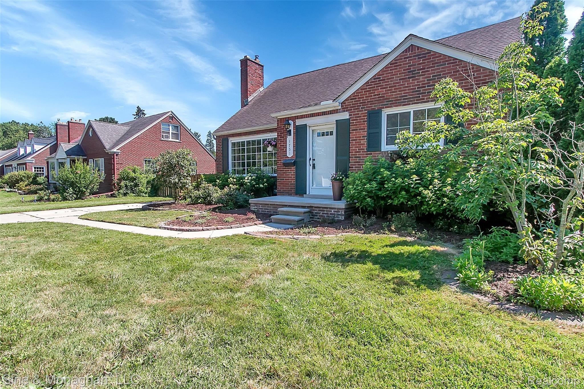 1751 Hawthorne Road Grosse Pointe, MI 48236 - Photo 37 of 37 1751_Hawthorne - HD Drone Photography-3.jpg