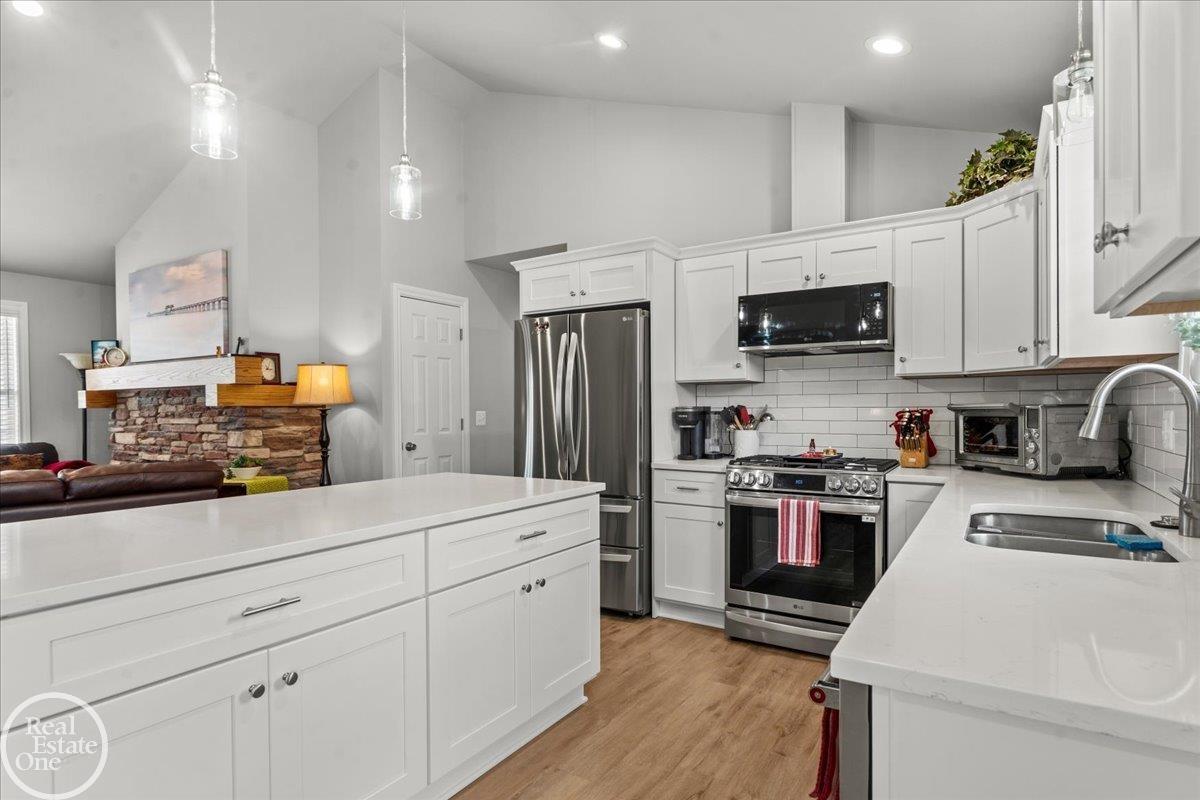 1827 Riley Road St. Clair, MI 48079 - Photo 8 of 28