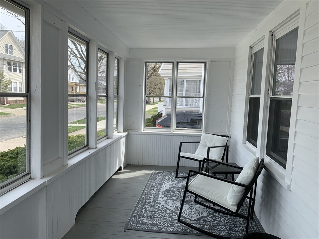 36 Devens Street Springfield, MA 01151 - Photo 2 of 35