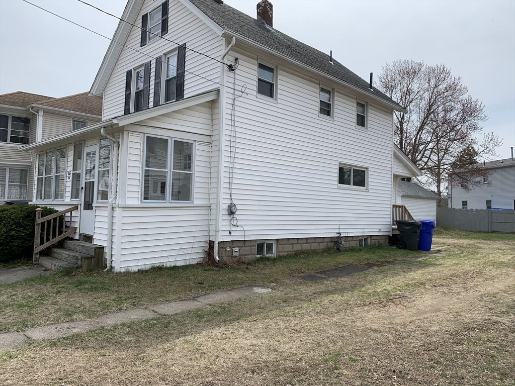 36 Devens Street Springfield, MA 01151 - Photo 3 of 35