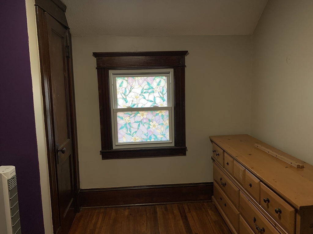 36 Devens Street Springfield, MA 01151 - Photo 31 of 35