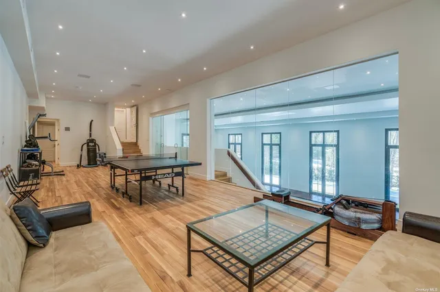 $4,998,000 | 8 Frost Creek Drive, Locust Valley, NY 11560