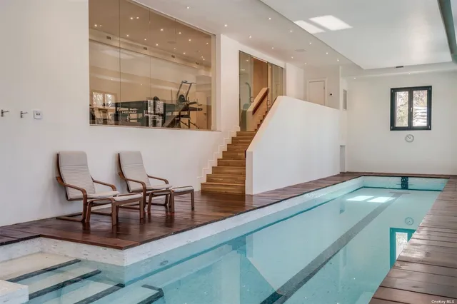 $4,998,000 | 8 Frost Creek Drive, Locust Valley, NY 11560