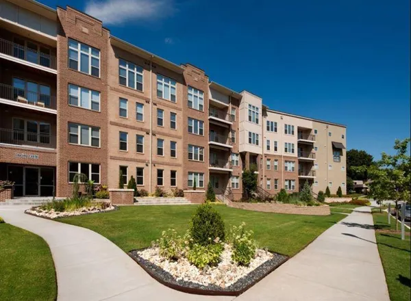 $2,518 | 2400 Parkland Drive Northeast, Unit 339, Atlanta, GA 30324