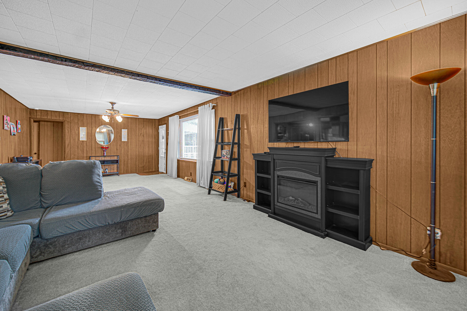 10889 East Cherokee Road Walkerton, IN 46574 - Photo 6 of 21 1920x1280