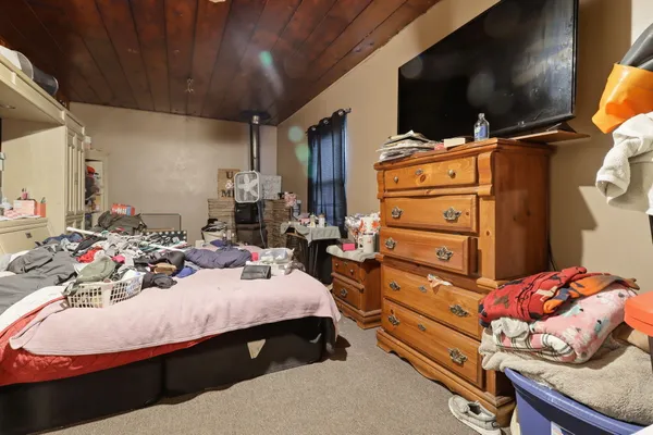 $199,000 | 1611 Weymouth Street, West Bloomfield, MI 48324