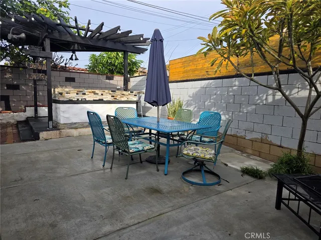 a view of outdoor space yard and patio