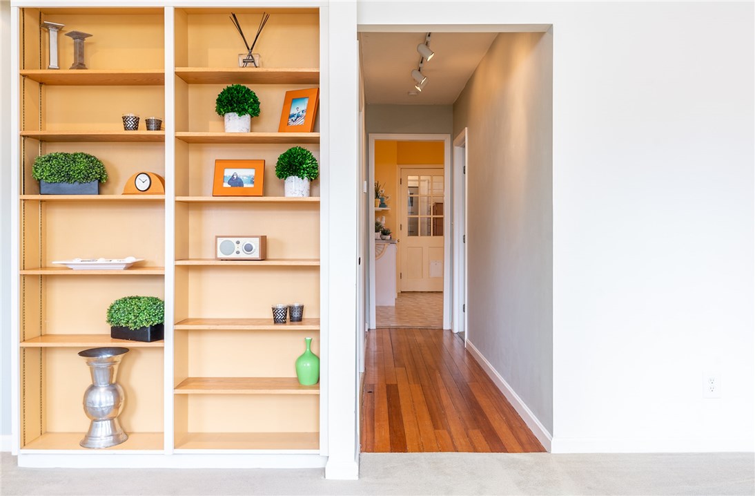 49 Chachapacassett Road Barrington, RI 02806 - Photo 7 of 19 Gallery Image 7