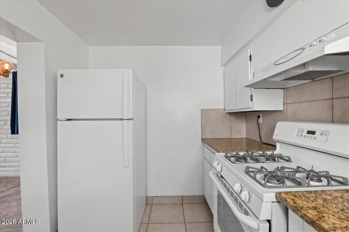 5702 East Camelback Road, Unit INDIAN Phoenix, AZ 85251 - Photo 13 of 45 49-5702 E Camelback-49