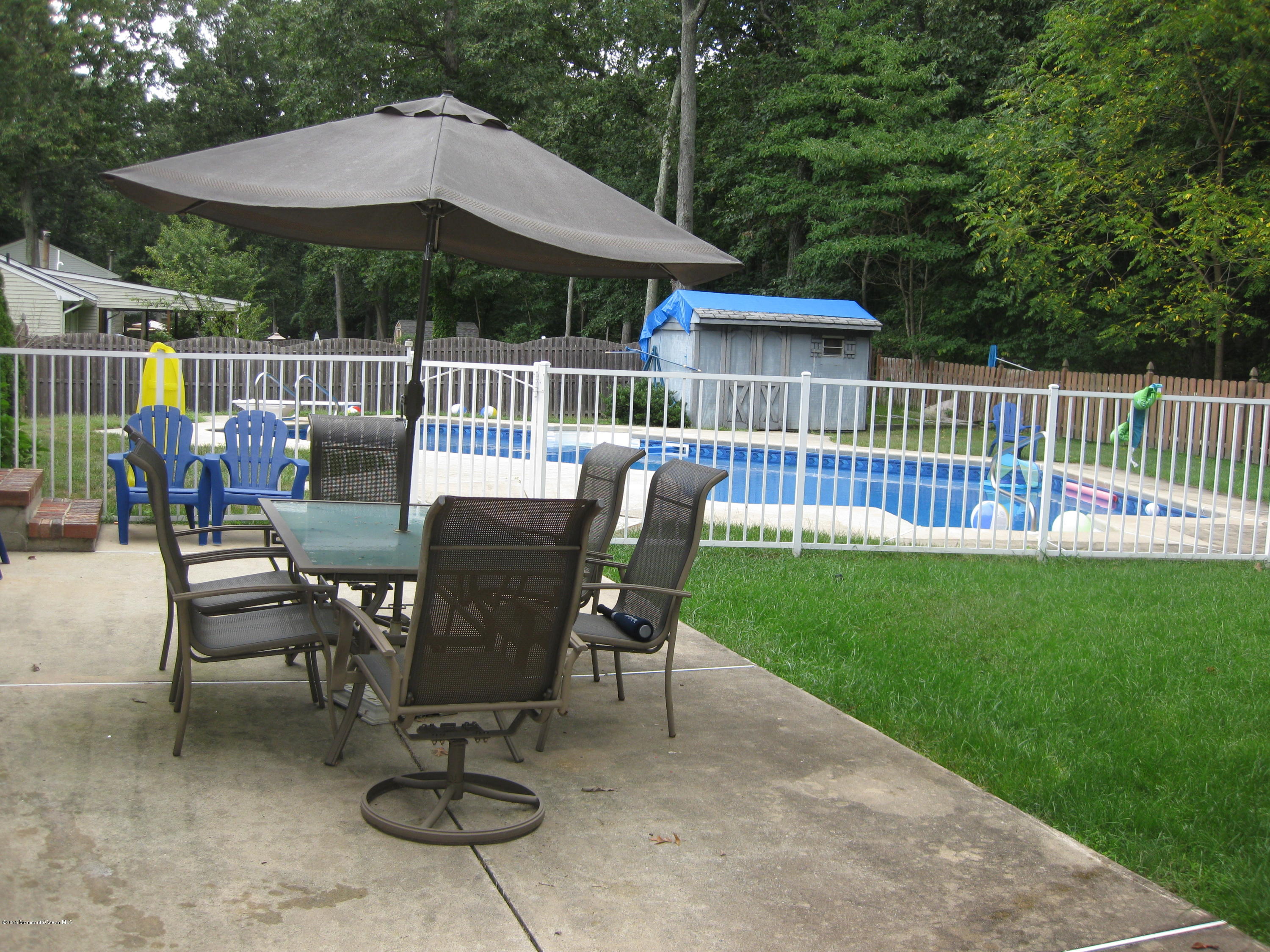 185 White Road Jackson, NJ 08527 - Photo 5 of 9 IMG_0478