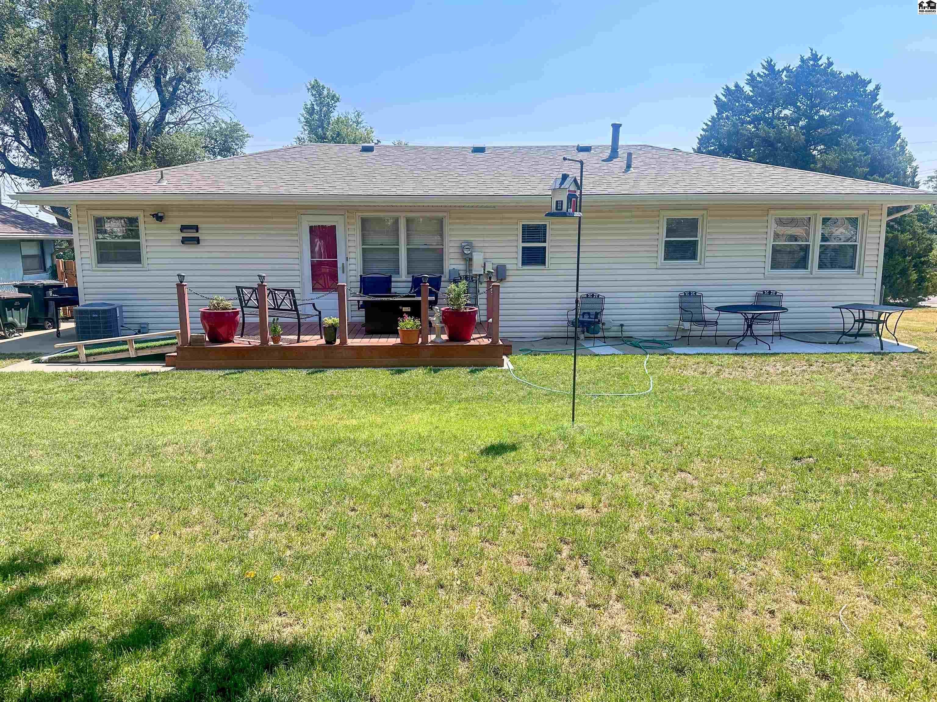 585 Belmont Road Pratt, KS 67124 - Photo 35 of 46 Gallery Image 35
