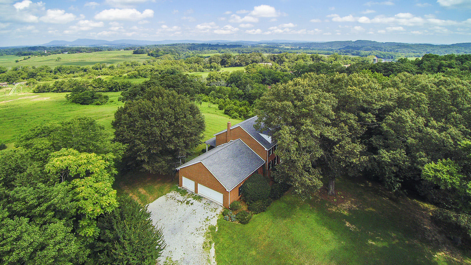 705 Beard Road Strawberry Plains, TN 37871 - Photo 39 of 40 YUN00059