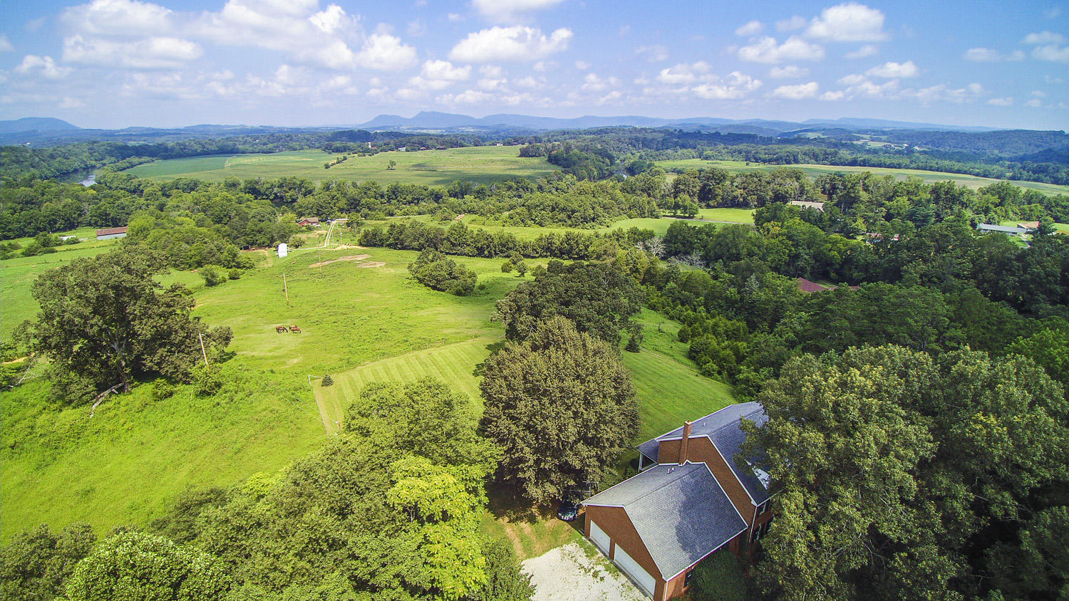 705 Beard Road Strawberry Plains, TN 37871 - Photo 40 of 40 YUN00061