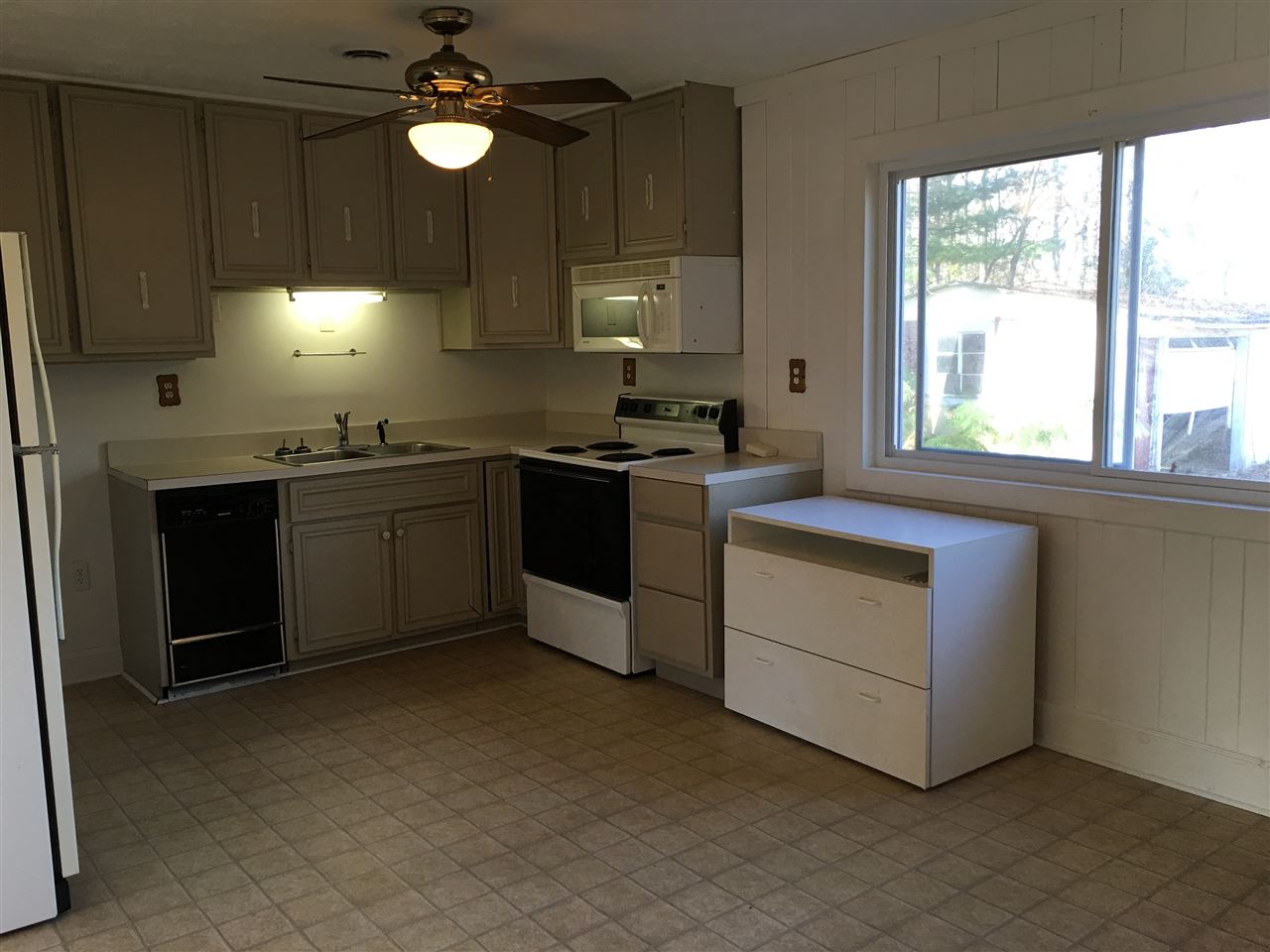 64 Greenway Road Stuarts Draft, VA 24477 - Photo 6 of 9 Gallery Image 6