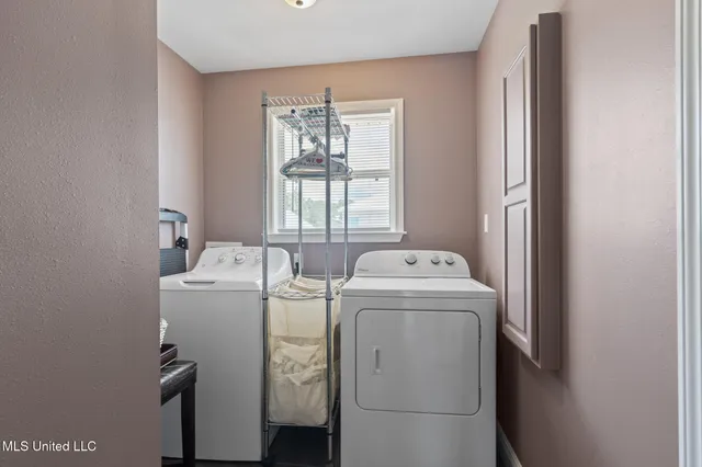 $550,000 | 6277 Pontiac Drive, Kiln, MS 39556