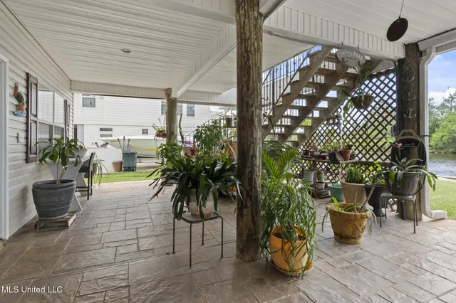 $550,000 | 6277 Pontiac Drive, Kiln, MS 39556