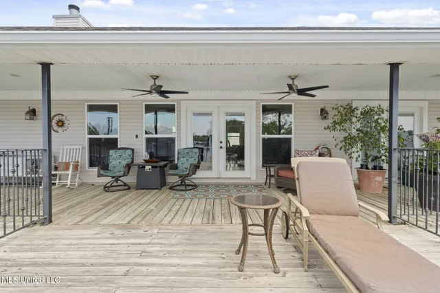 $550,000 | 6277 Pontiac Drive, Kiln, MS 39556