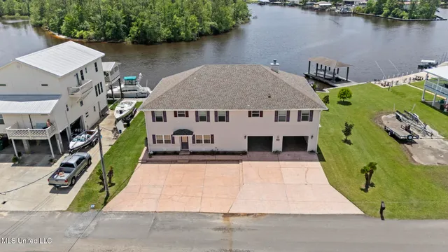 $550,000 | 6277 Pontiac Drive, Kiln, MS 39556