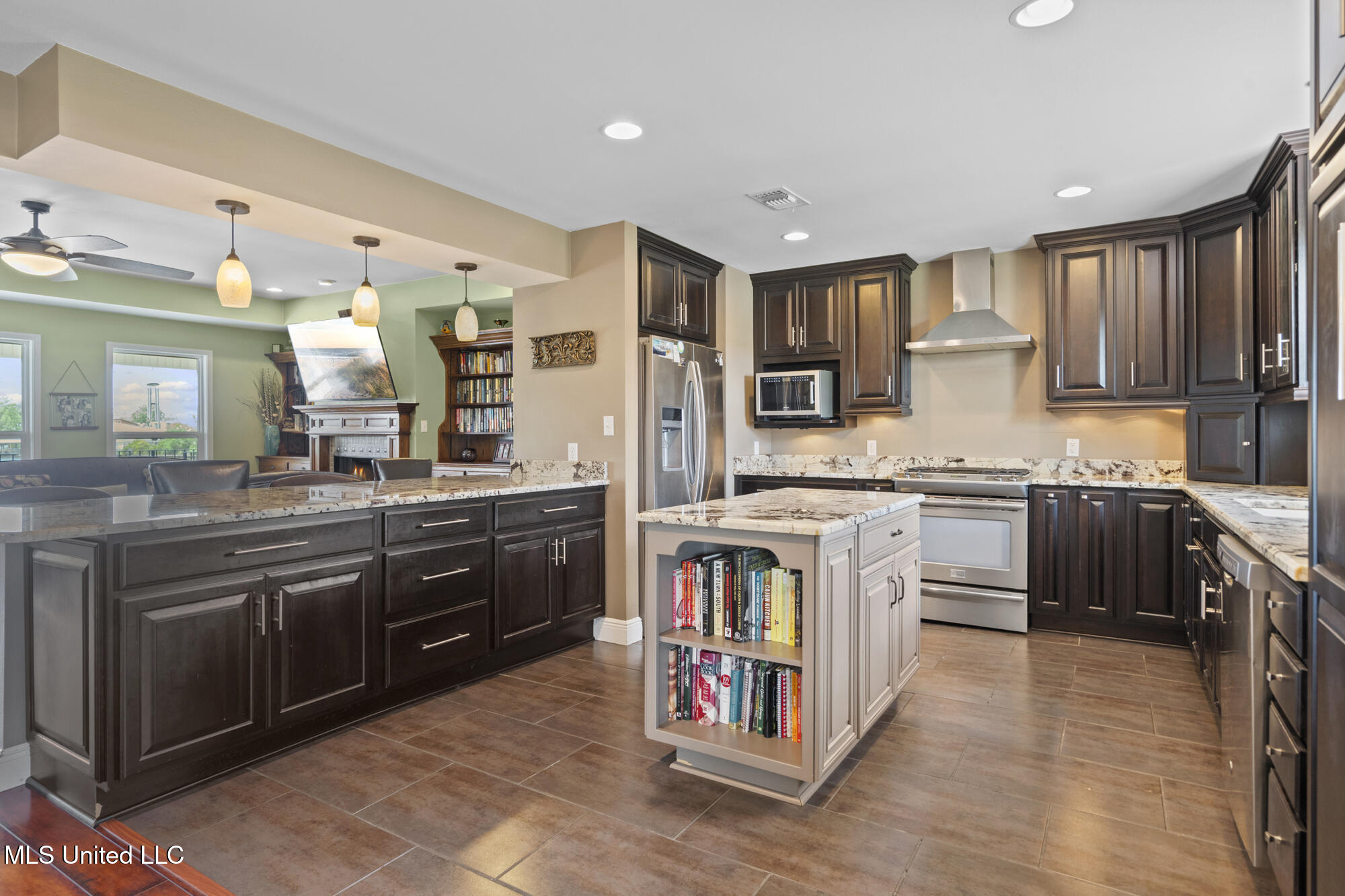 6277 Pontiac Drive Kiln, MS 39556 - Photo 10 of 70 ghubphoto_31