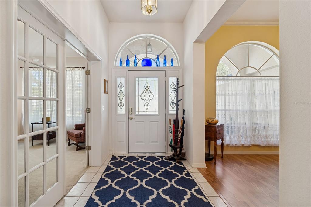 928 Oakview Road Tarpon Springs, FL 34689 - Photo 6 of 75