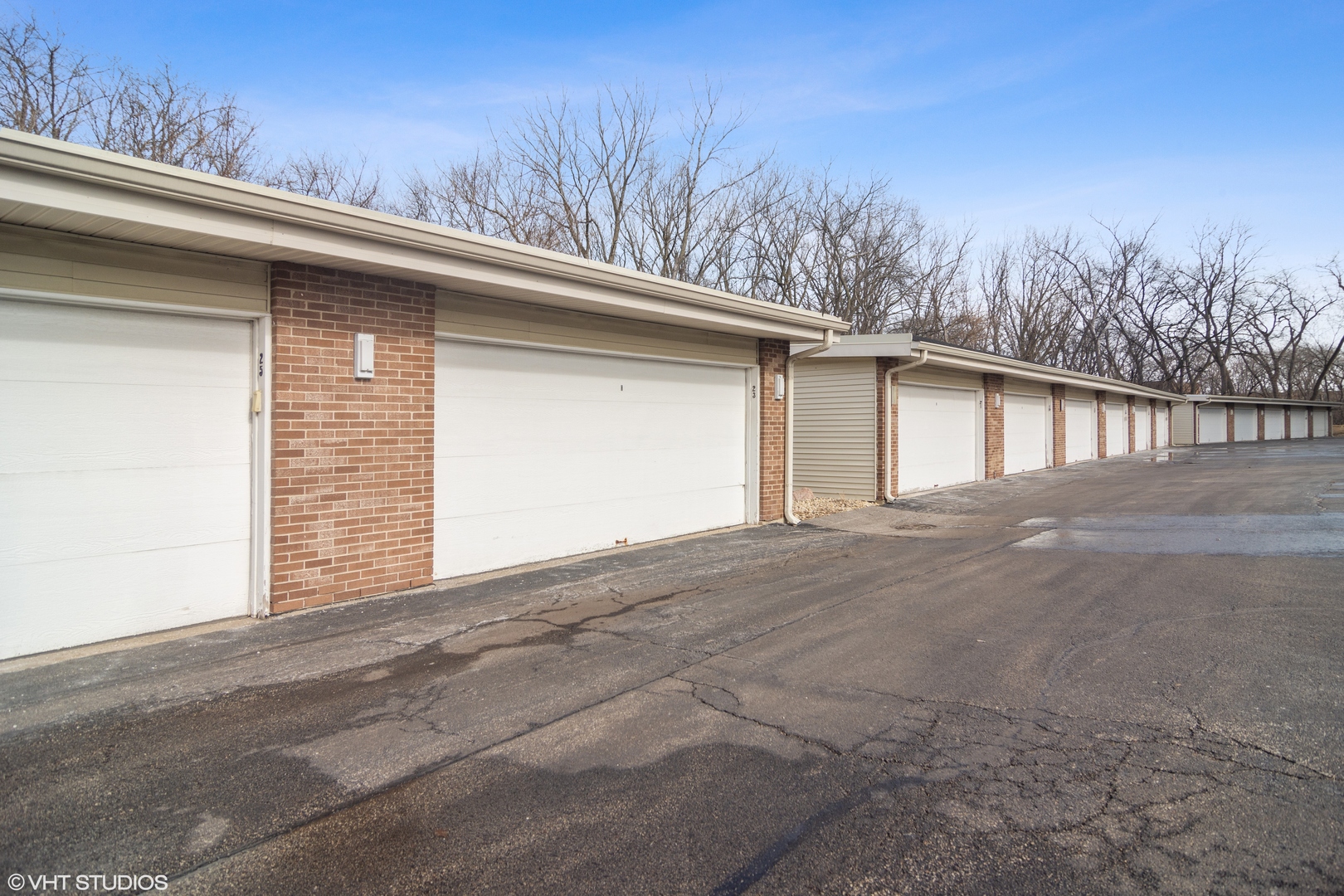 1 Renaissance Place, Unit 509 Palatine, IL 60067 - Photo 15 of 21 a view of backyard of house and trees