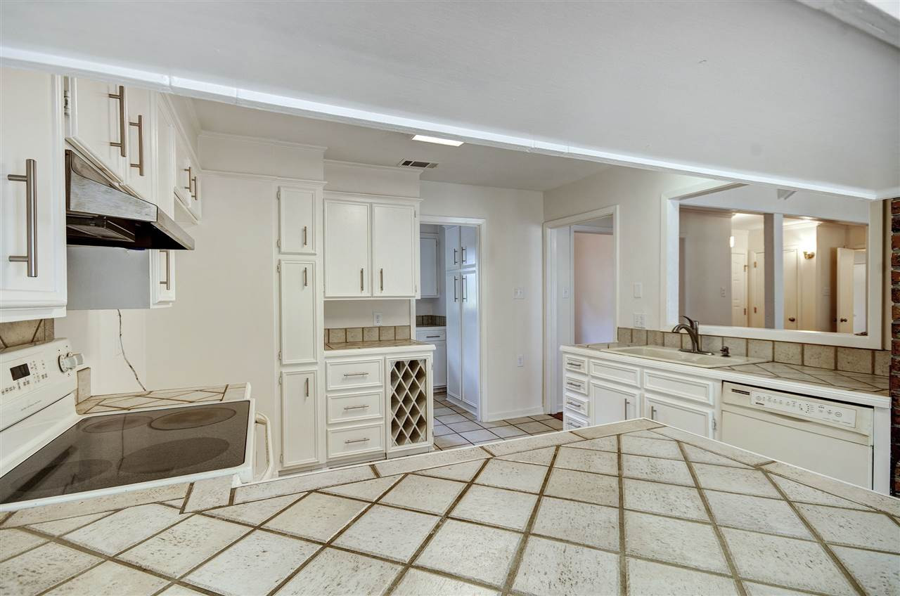 68 Springridge Circle Jackson, MS 39211 - Photo 13 of 26 Photo 13