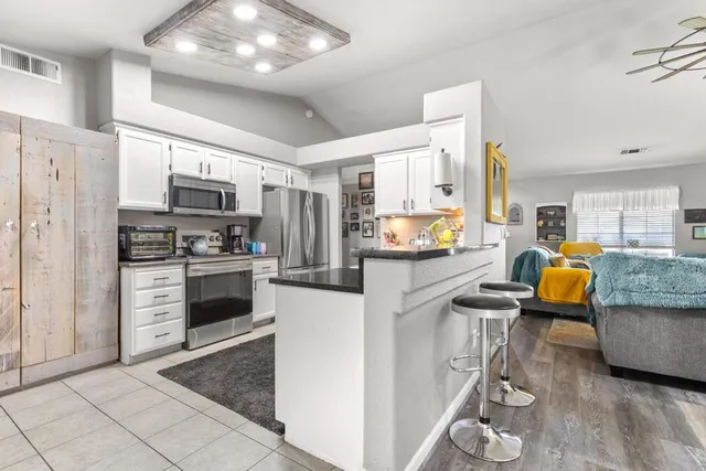 $435,000 | 1665 Michelle Drive, Yuba City, CA 95993