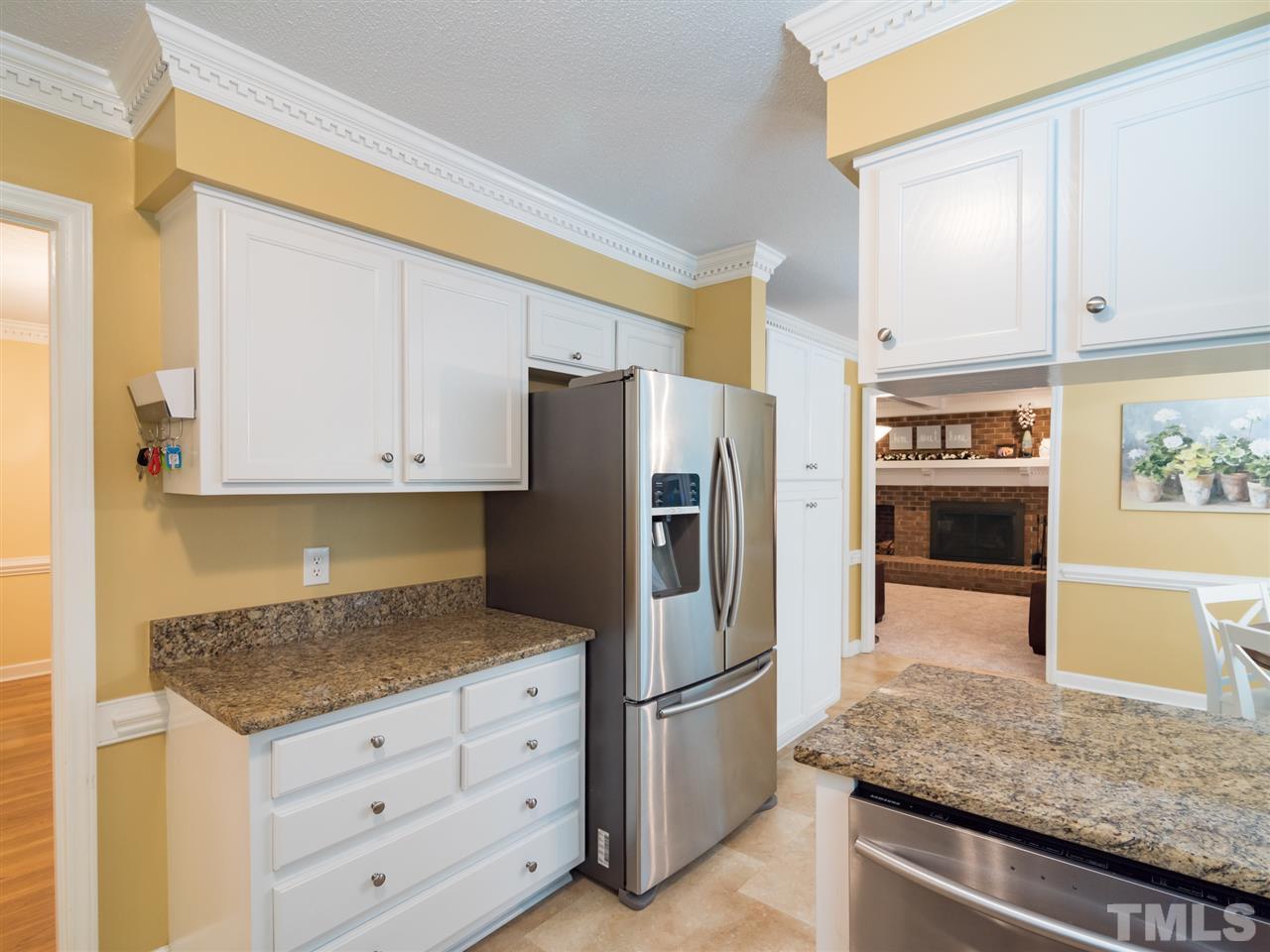 2321 Pastille Lane Raleigh, NC 27612 - Photo 12 of 30