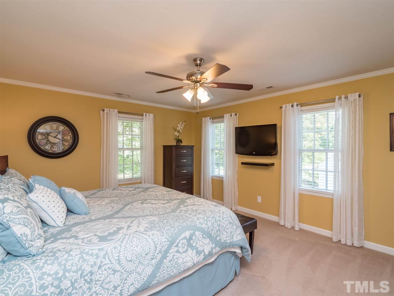 2321 Pastille Lane Raleigh, NC 27612 - Photo 19 of 30