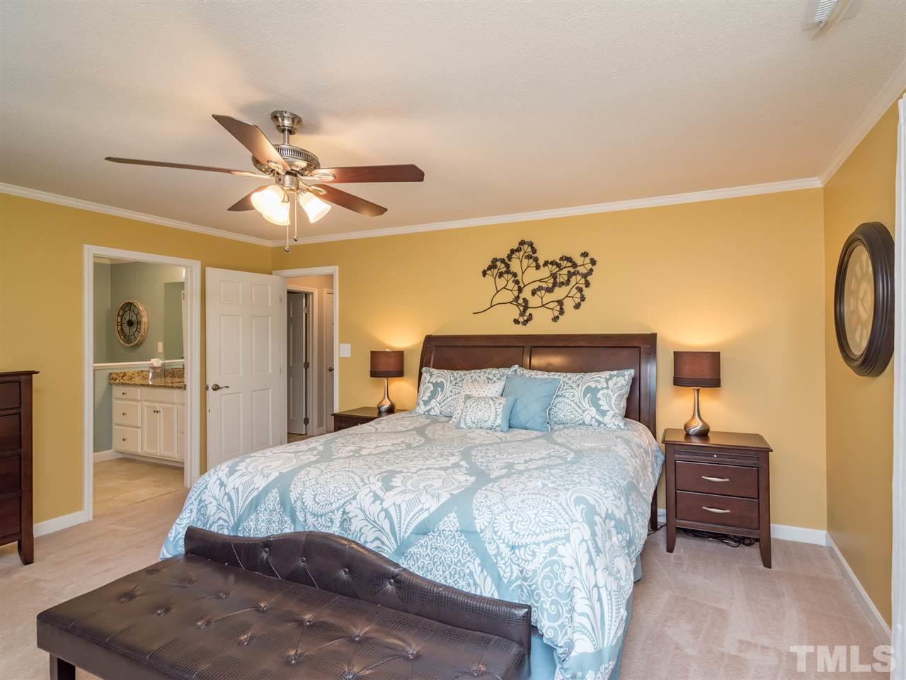 2321 Pastille Lane Raleigh, NC 27612 - Photo 20 of 30