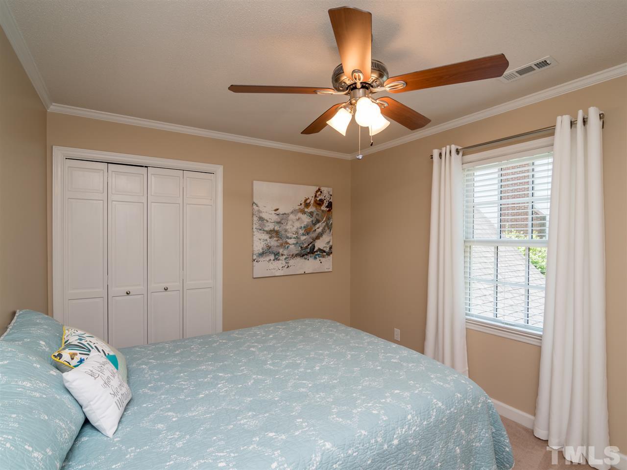 2321 Pastille Lane Raleigh, NC 27612 - Photo 24 of 30