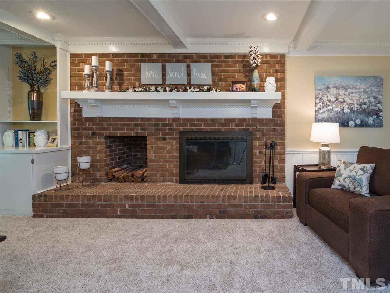 2321 Pastille Lane Raleigh, NC 27612 - Photo 4 of 30