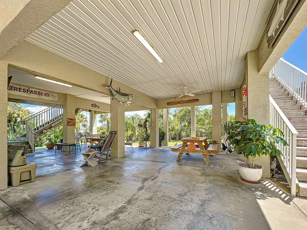 4514 Fishman Avenue Weeki Wachee, FL 34607 - Photo 6 of 67 Gallery Image 6