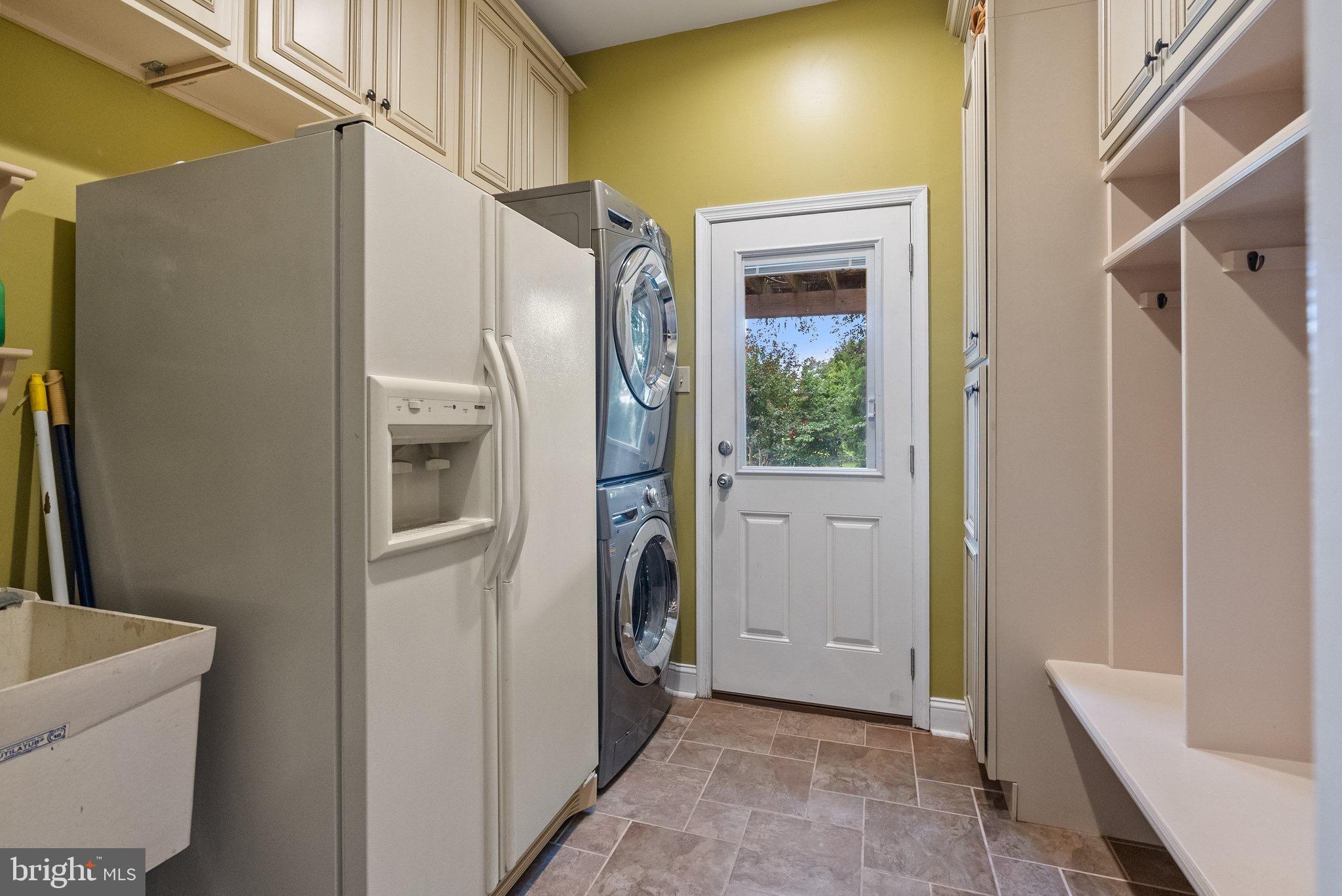 1420 Ridgewood Lane Newtown, PA 18940 - Photo 23 of 47 Laundry Room