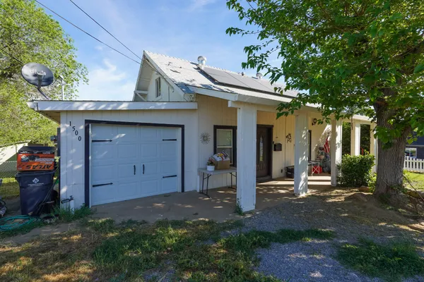 $235,000 | 1500 Walbridge Street, Red Bluff, CA 96080