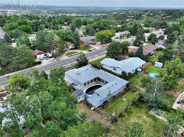 808 Cresta Road Colorado Springs, CO 80906 - Photo 3 of 27 Gallery Image 3