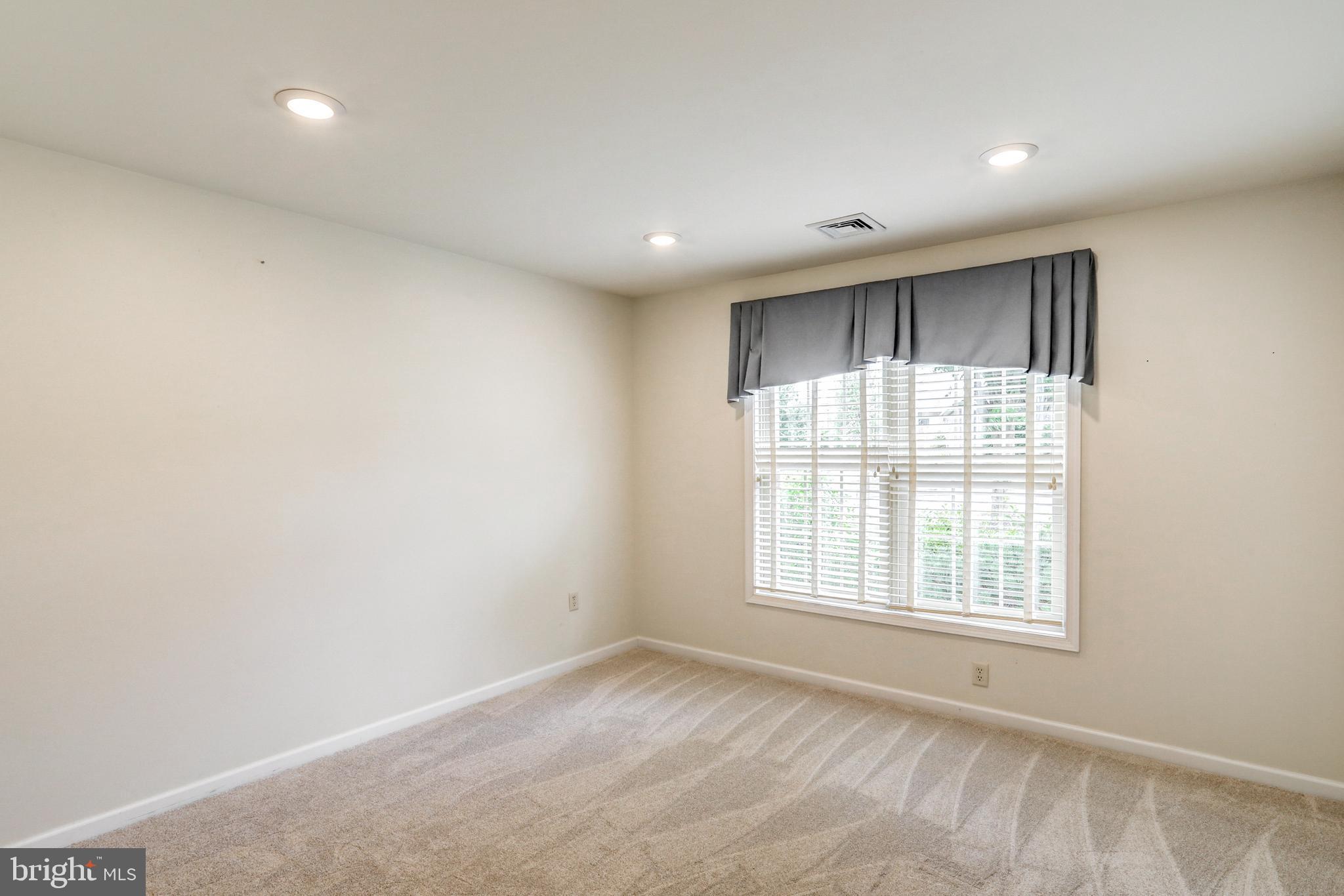 749 Heather Ridge Manheim, PA 17545 - Photo 26 of 57 Bedroom 2