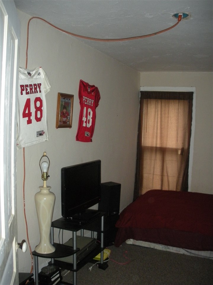 6740 West Beard Road Perry, MI 48872 - Photo 7 of 11 31236633-6.JPG