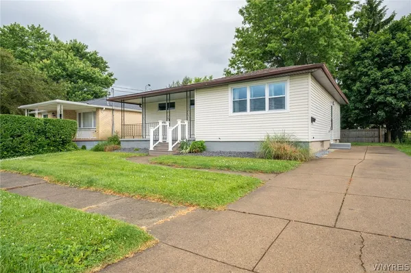 $234,900 | 122 Edison Street, Lackawanna, NY 14218
