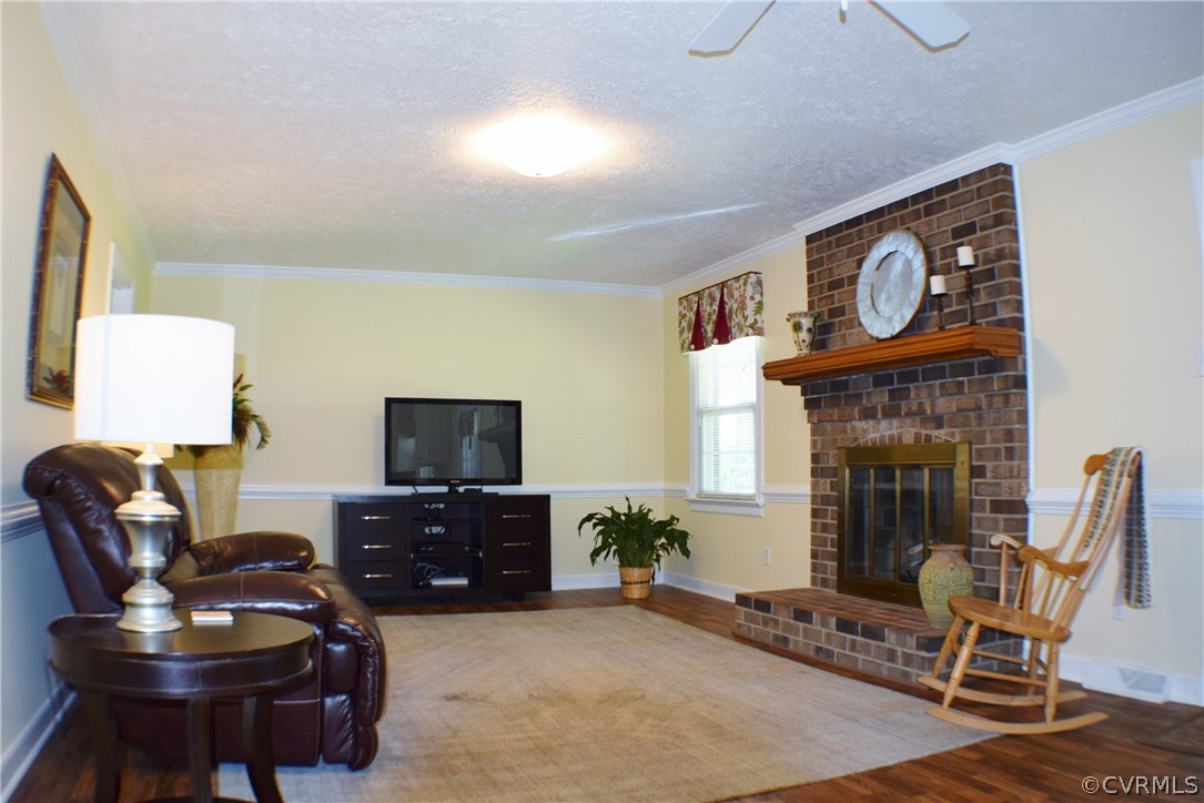 2120 Camborne Road North Chesterfield, VA 23236 - Photo 8 of 22 Gallery Image 8