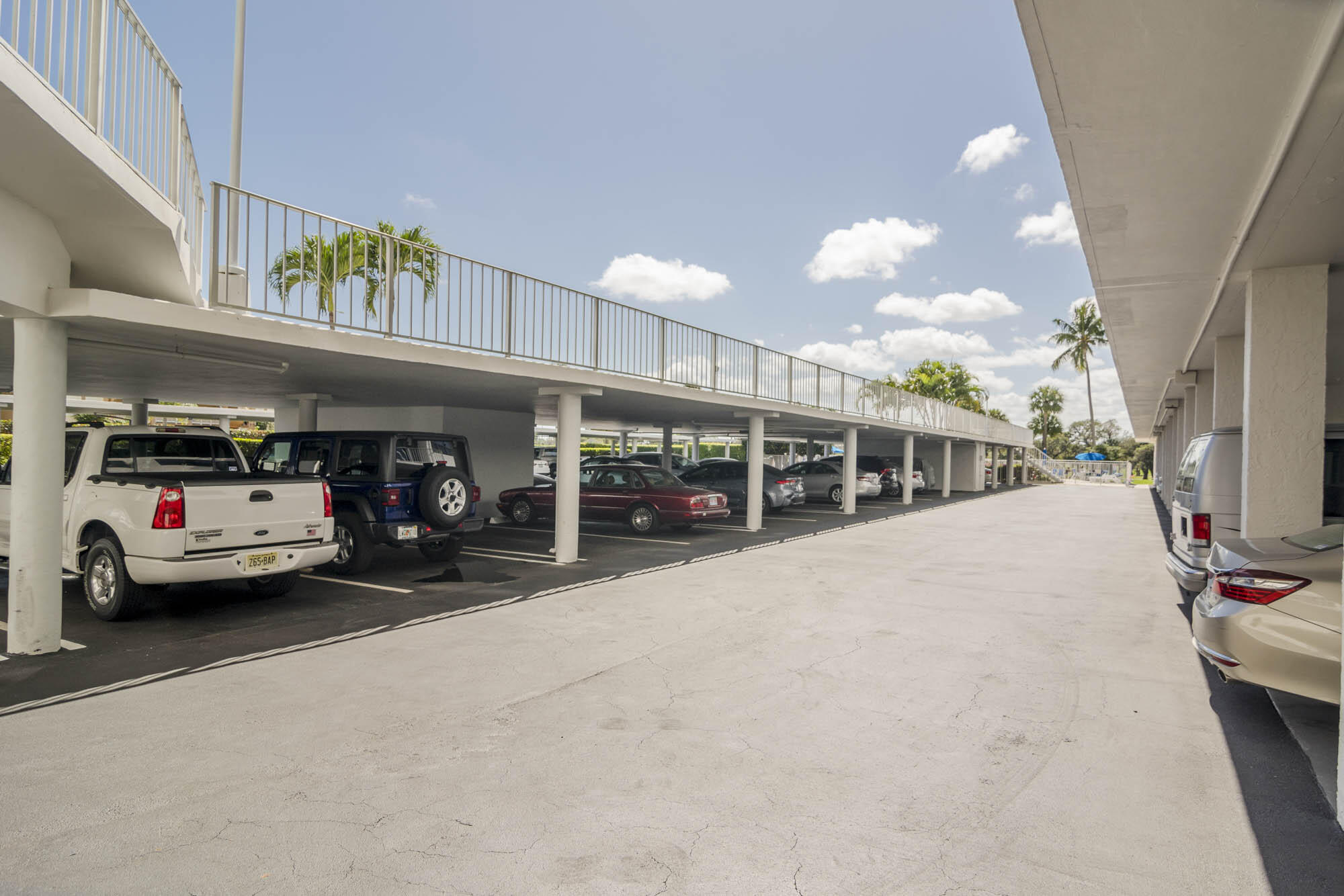 336 Golfview Road, Unit 210 North Palm Beach, FL 33408 - Photo 34 of 39 _IMG6143