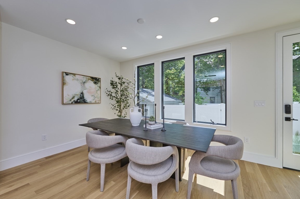 123 Fuller Street, Unit B Brookline, MA 02446 - Photo 10 of 41