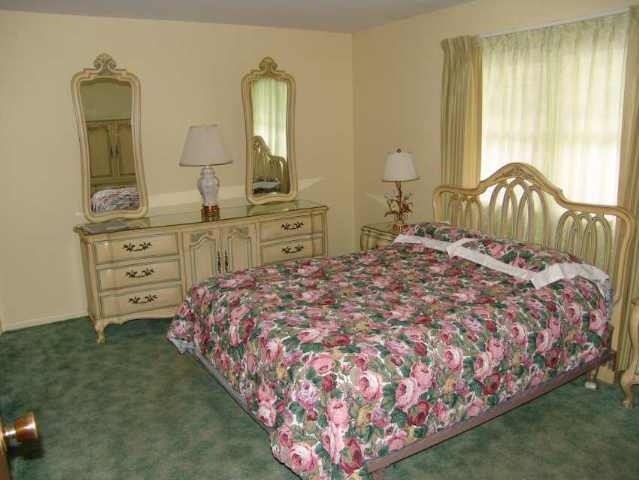 41 Russell Road Colonie, NY 12205 - Photo 5 of 5 Photo 5