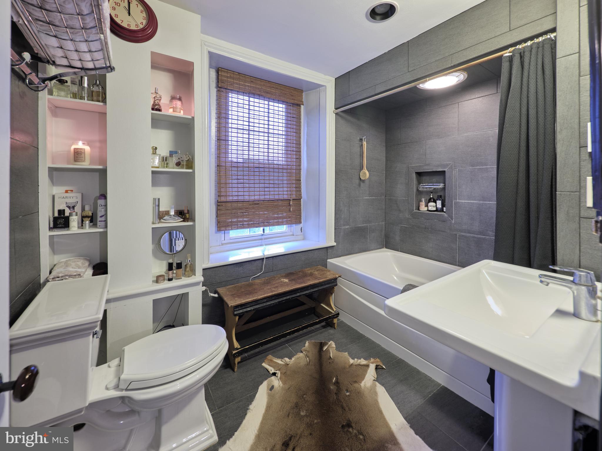 1090 Almshouse Road Jamison, PA 18929 - Photo 18 of 46