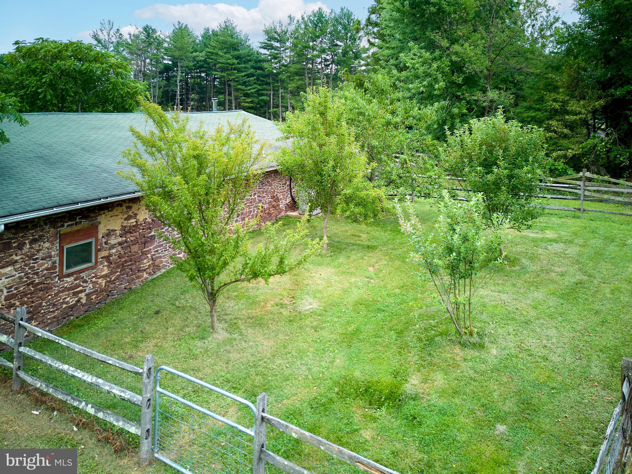 1090 Almshouse Road Jamison, PA 18929 - Photo 25 of 46