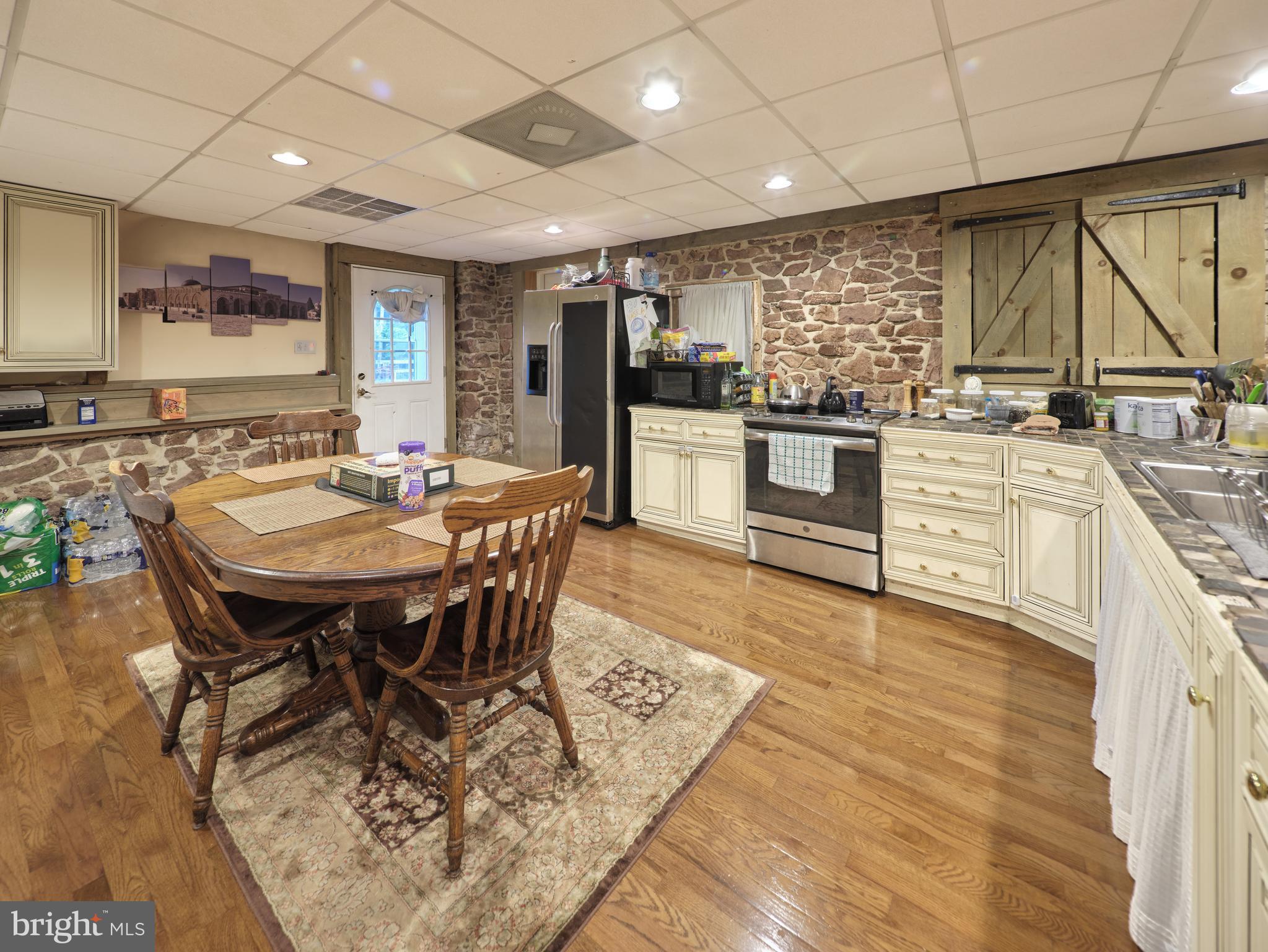 1090 Almshouse Road Jamison, PA 18929 - Photo 31 of 46