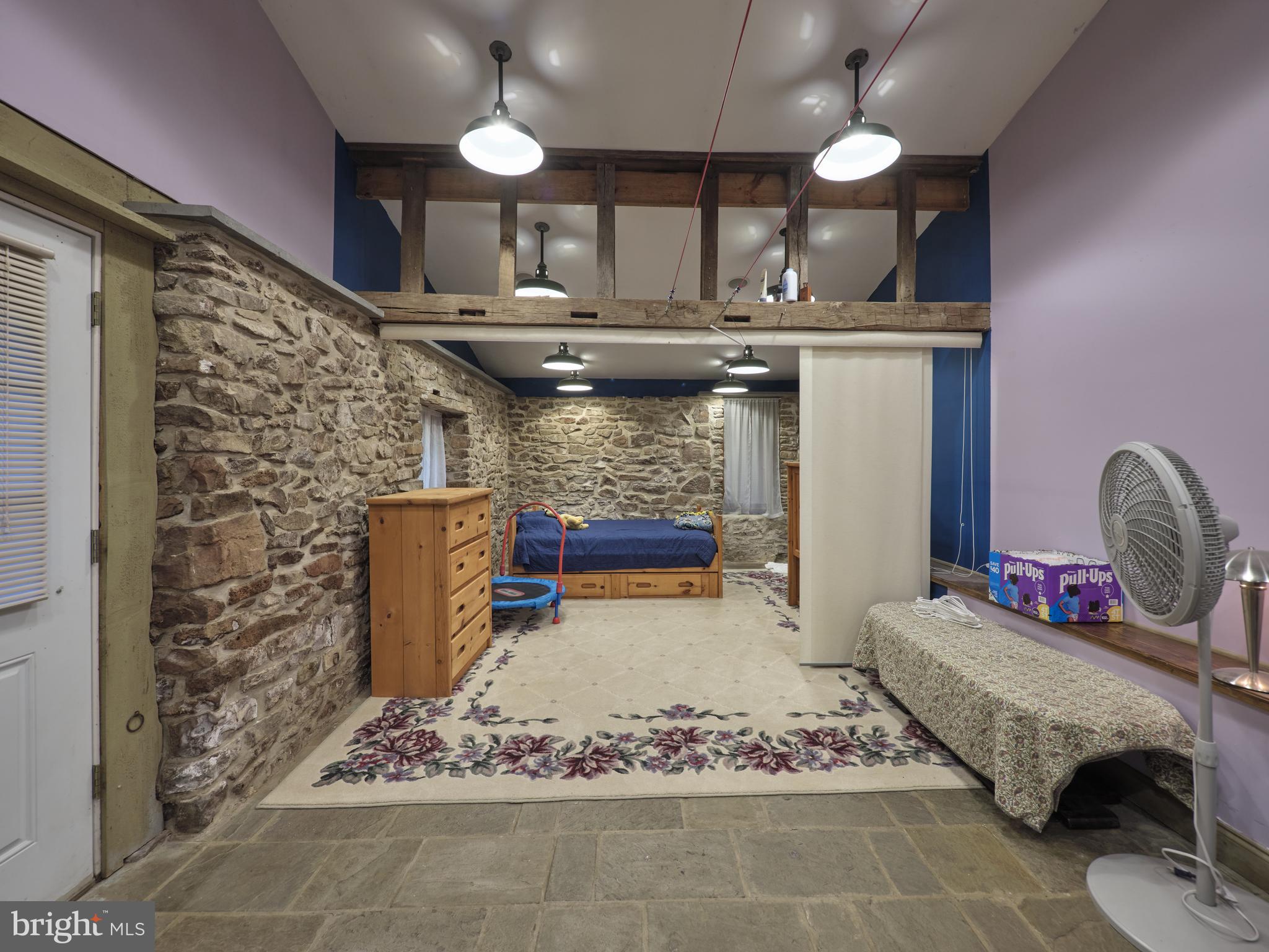 1090 Almshouse Road Jamison, PA 18929 - Photo 35 of 46