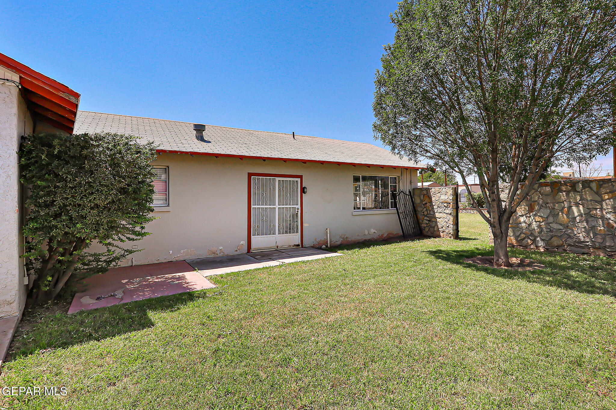 122 North Pendell Road El Paso, TX 79905 - Photo 57 of 62 40-web-or-mls-IMG_9812